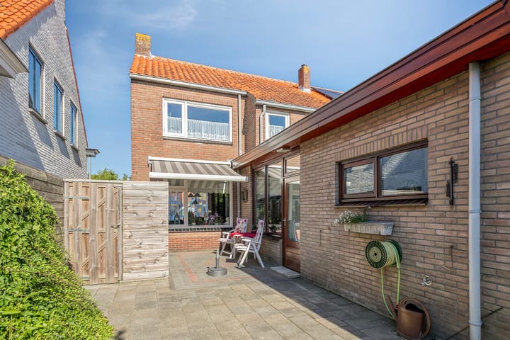 Foto 26 van Schoolstraat 12