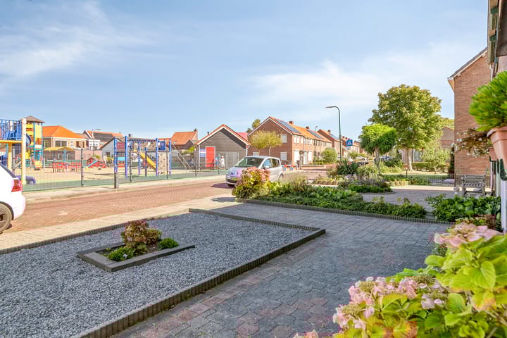 Foto 50 van Schoolstraat 12