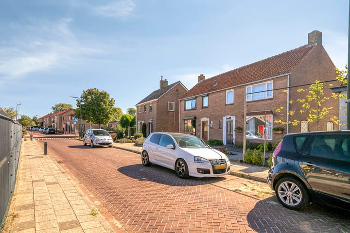 Foto 51 van Schoolstraat 12