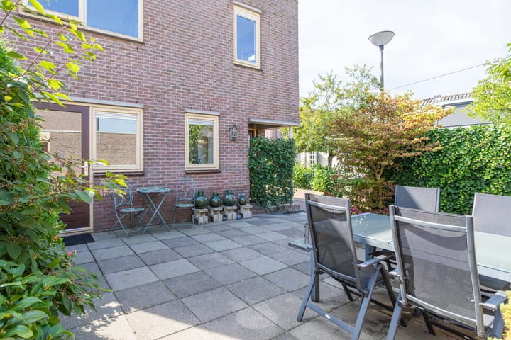 Foto 20 van Jacoba van Beyerenlaan 1