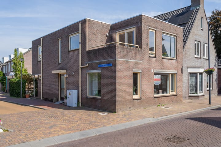 Foto 28 van Jacoba van Beyerenlaan 1