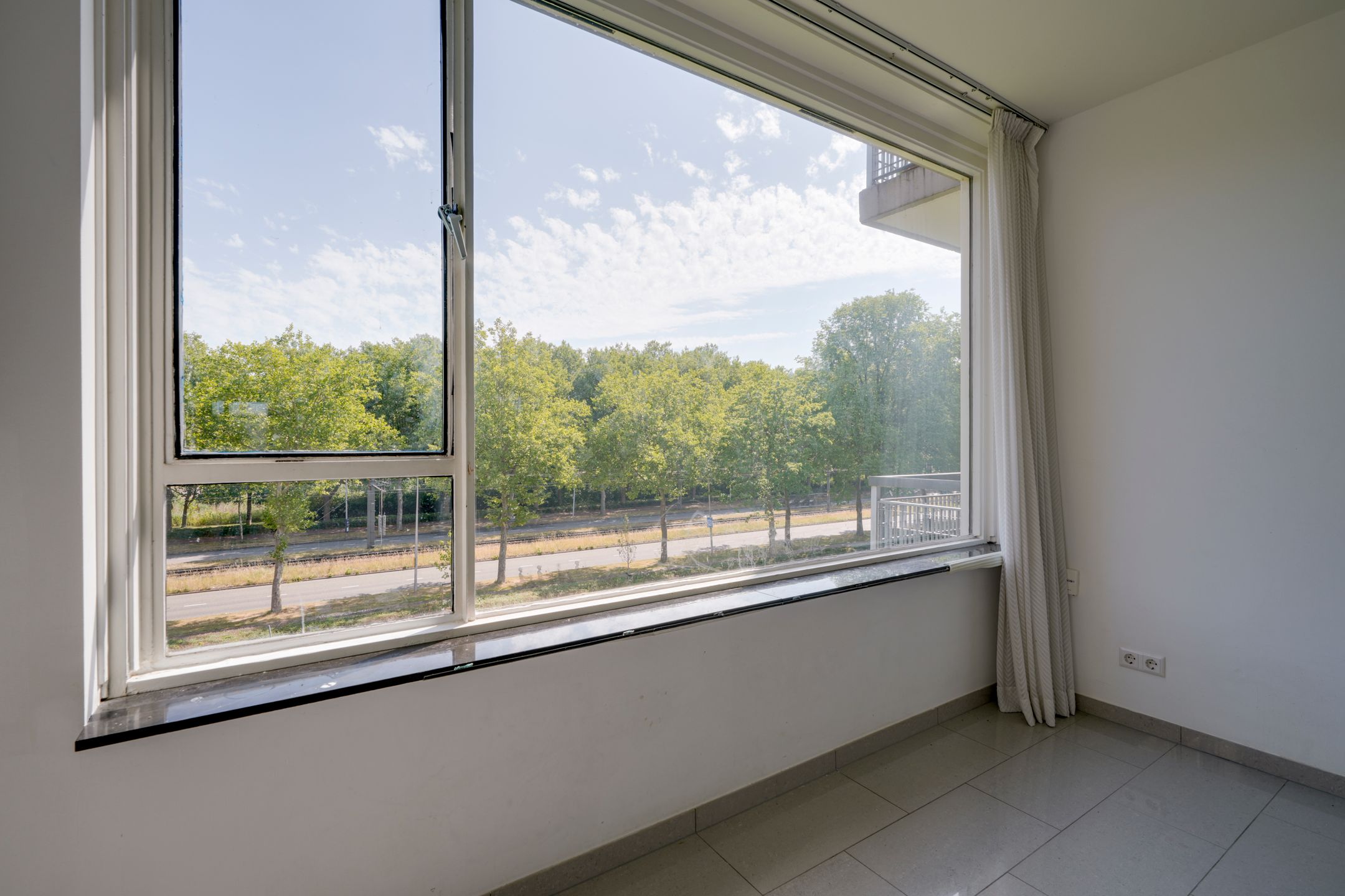 Foto 15 van Livingstonelaan 696