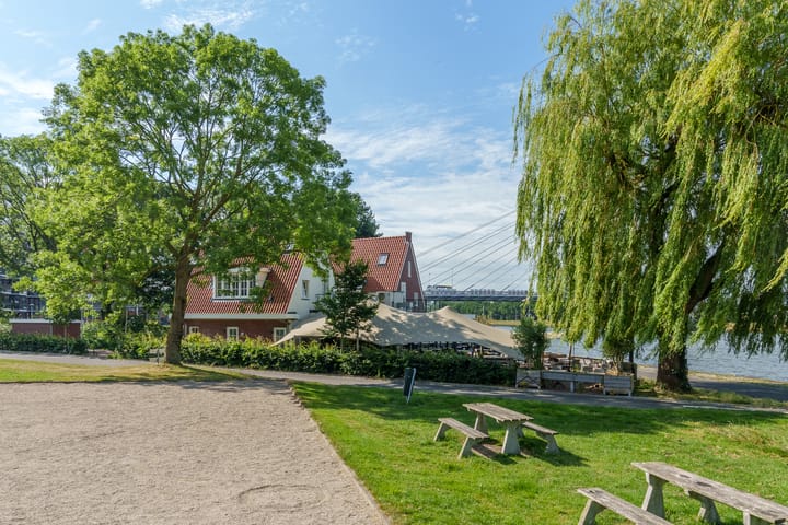 Photo 30 of Livingstonelaan 696