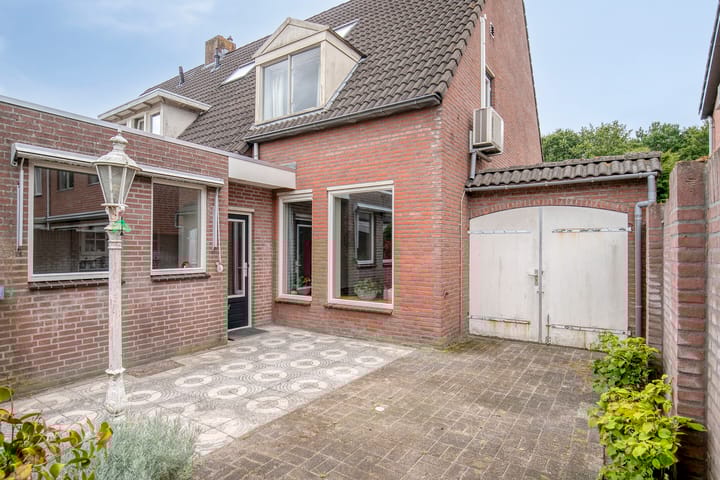 Foto 33 van Kerkevelden 9