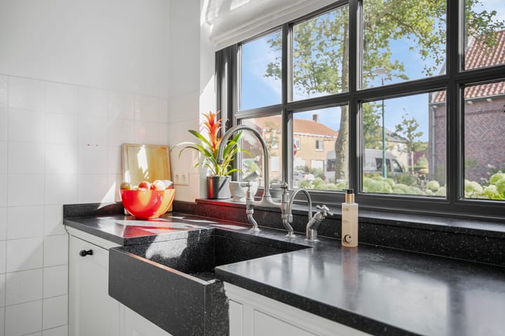 Foto 15 van Bakelgeertstraat 9