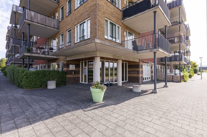 Foto 2 van Mitrastraat 106