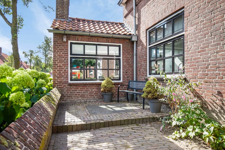 Foto 61 van Bakelgeertstraat 9