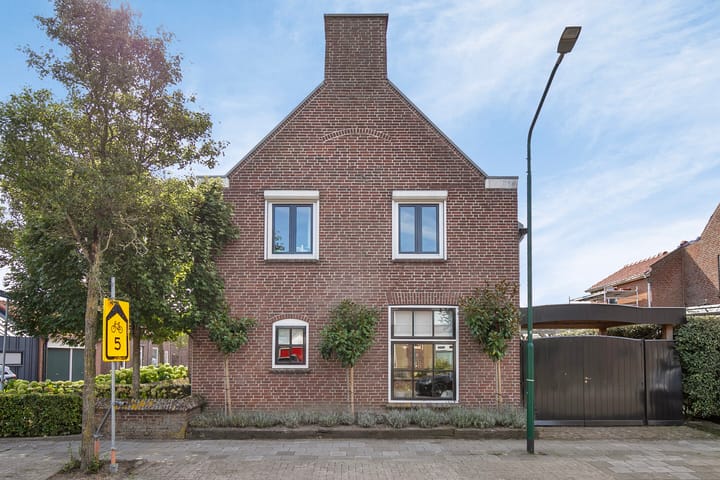 Foto 63 van Bakelgeertstraat 9