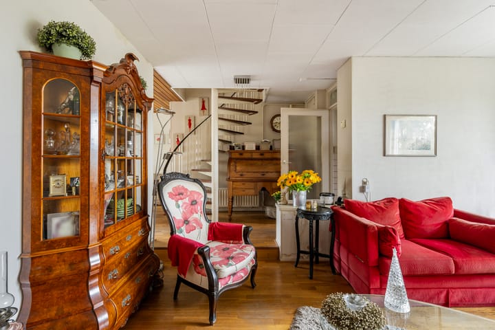 Photo 9 of Frederik Hendriklaan 17