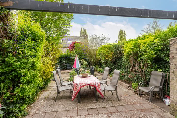 Photo 18 of Frederik Hendriklaan 17