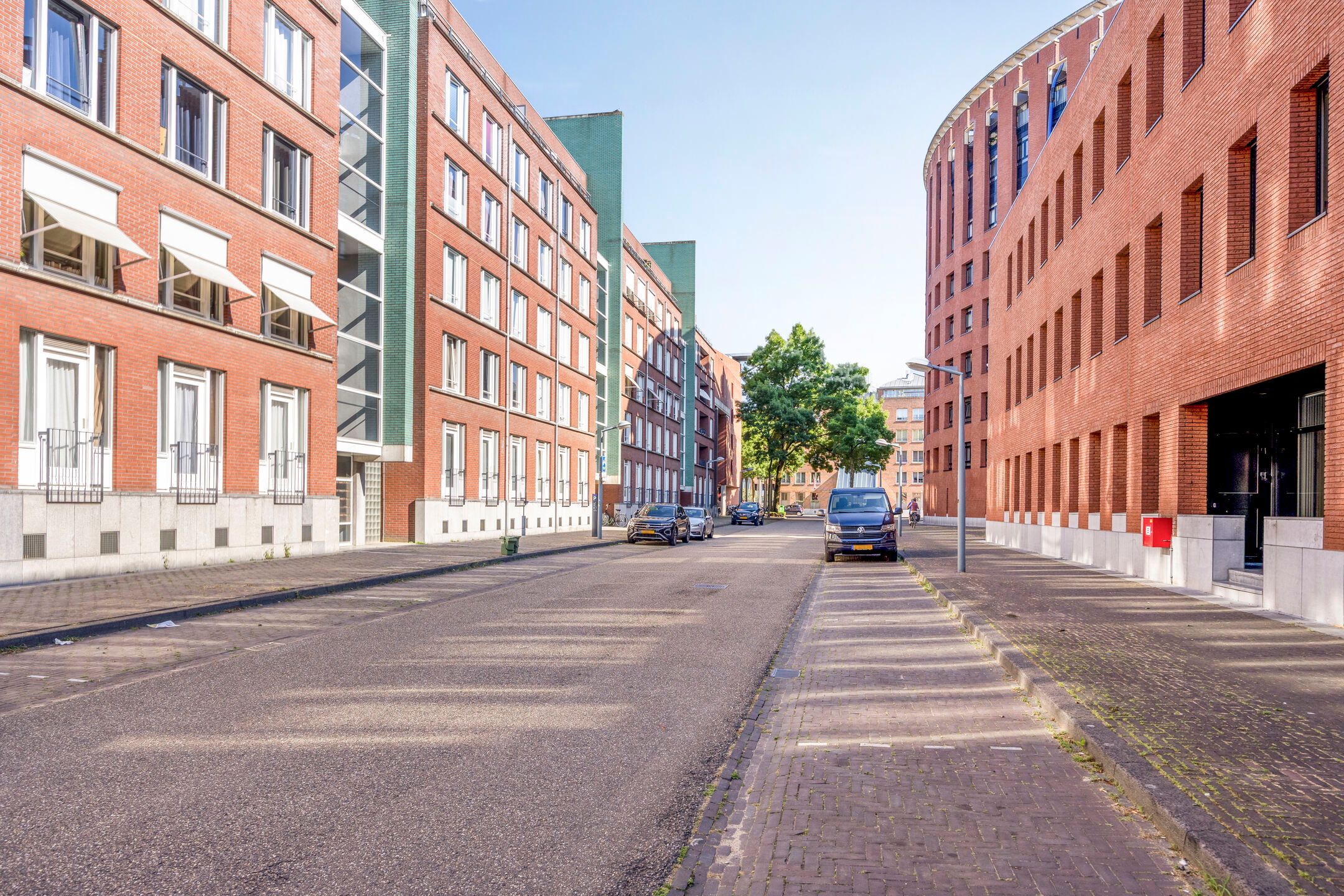 Foto 30 van Clermontlunet 11-E