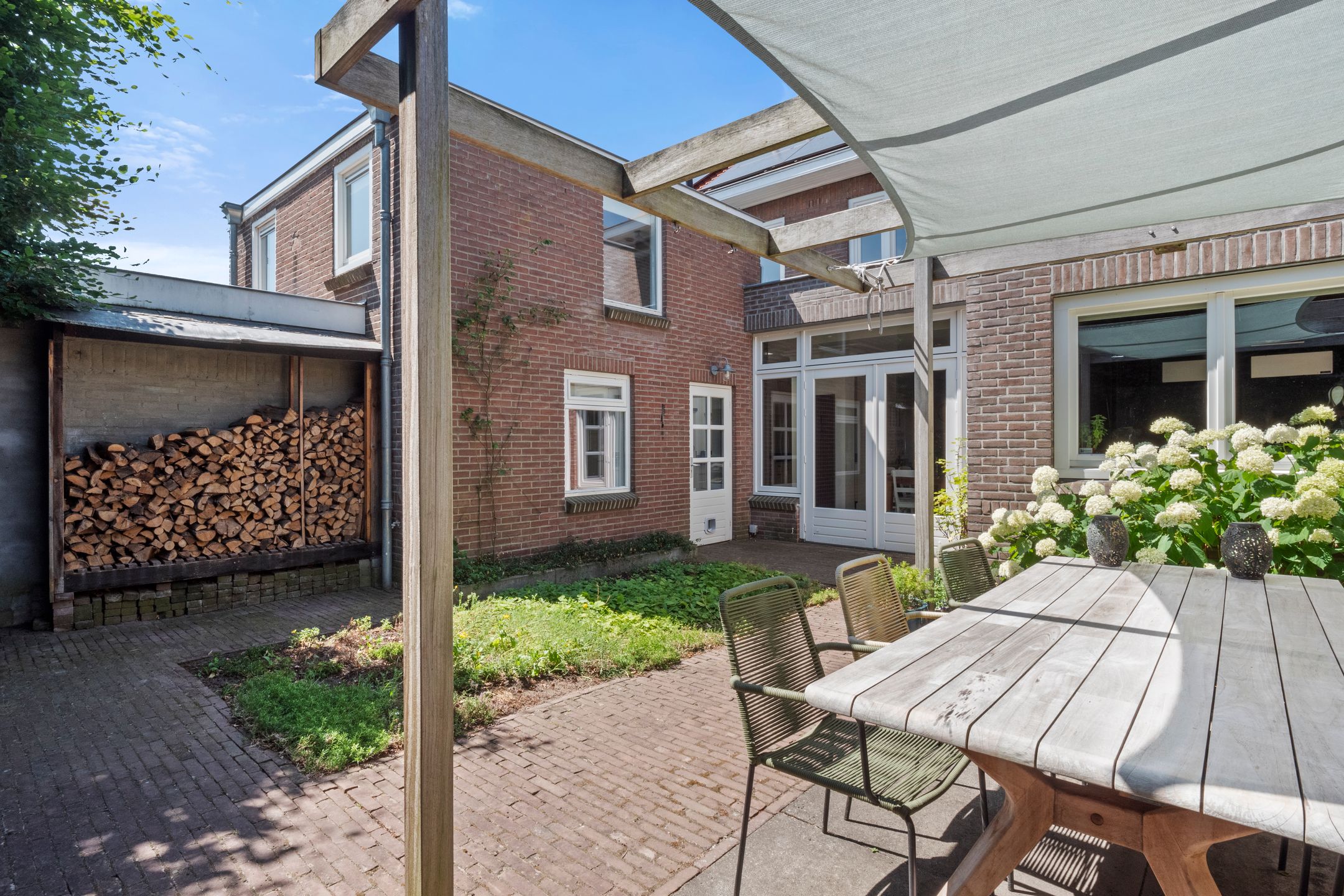 Photo 36 of Theresialaan 89