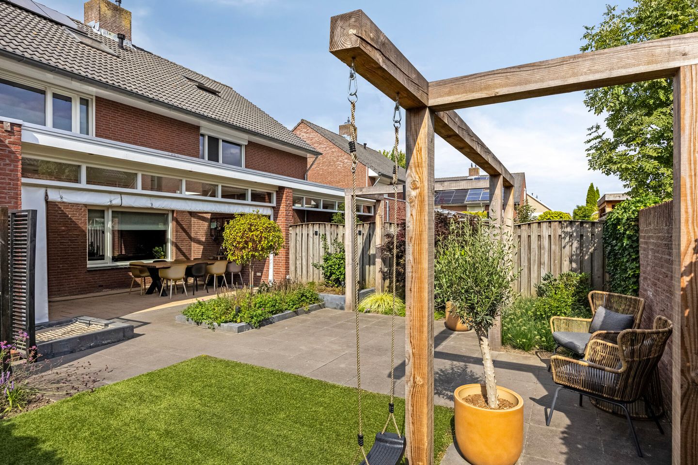 Photo 49 of Trombonestraat 6