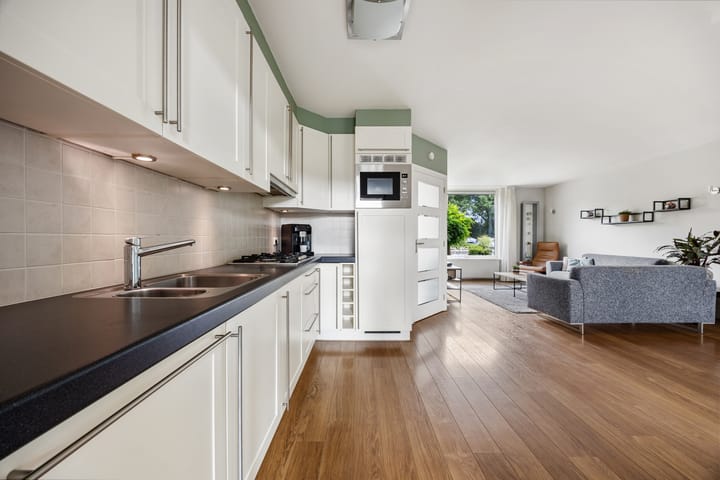 Foto 13 van Van de Bleekstraat 39