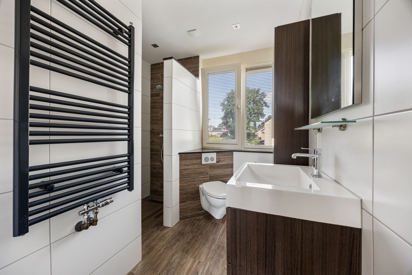 Foto 25 van Van de Bleekstraat 39