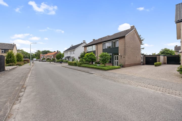 Foto 40 van Van de Bleekstraat 39