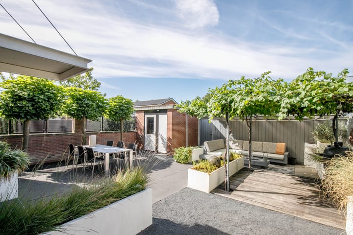 Foto 4 van Vrouwenmantel 21