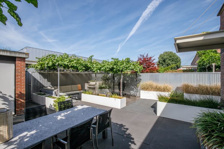 Foto 42 van Vrouwenmantel 21