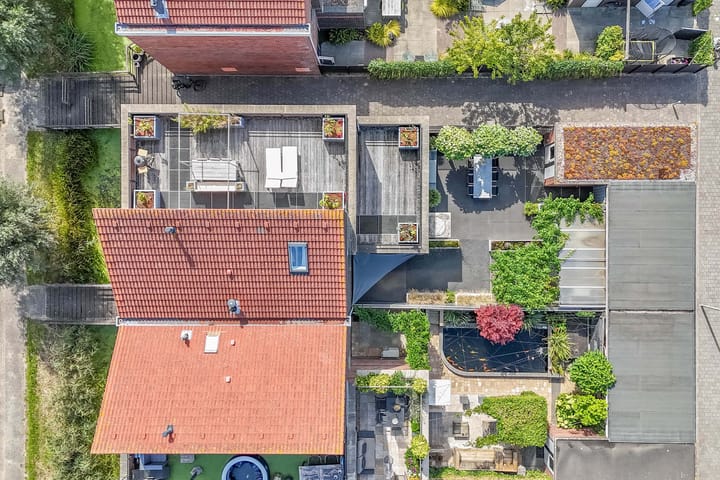 Foto 43 van Vrouwenmantel 21