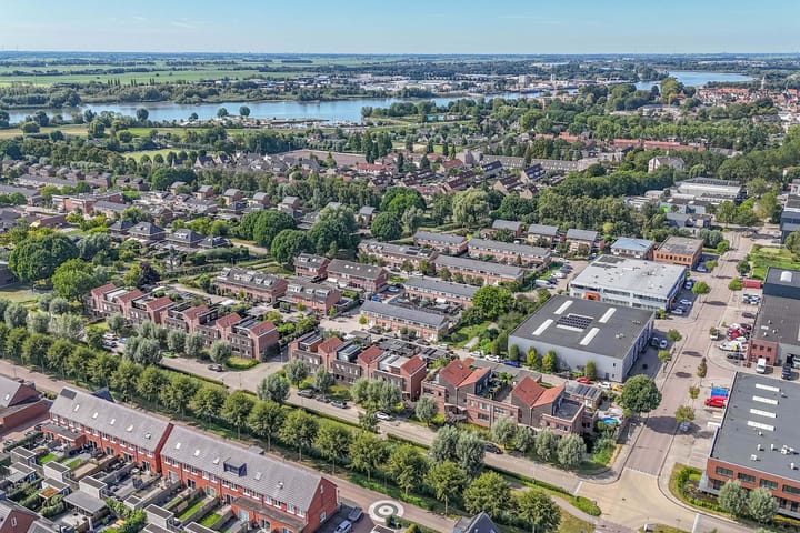 Foto 47 van Vrouwenmantel 21