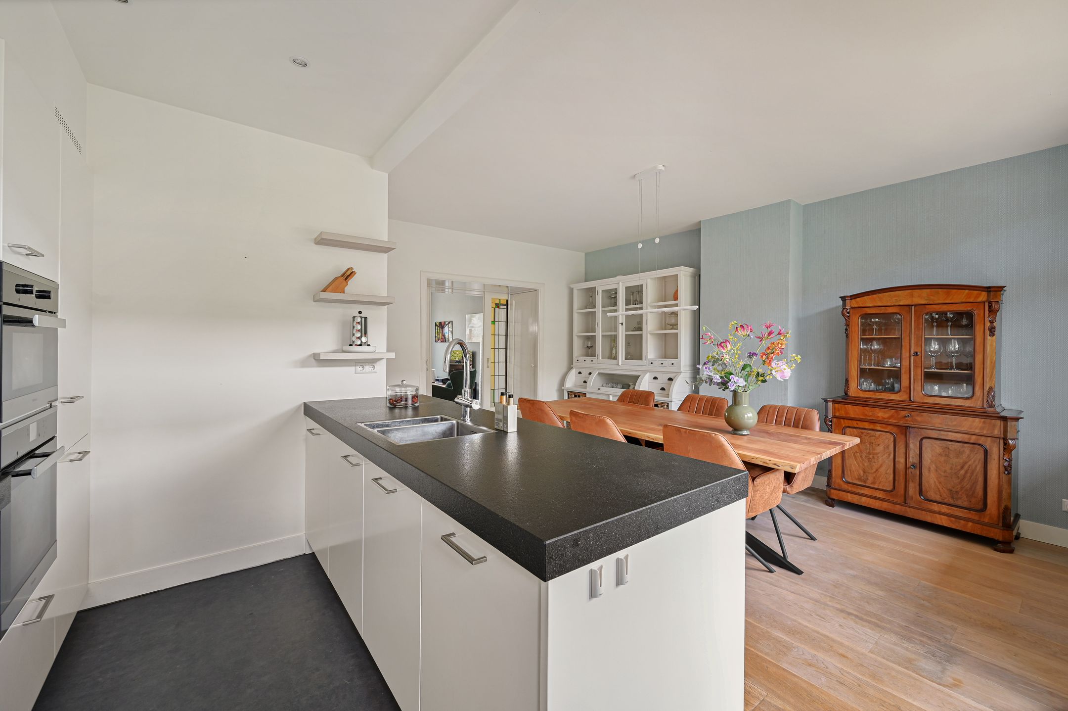 Foto 21 van Laan van Nieuw Oosteinde 436