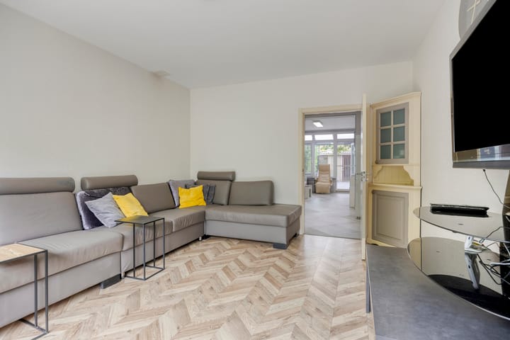 Foto 11 van Rode Kruislaan 5