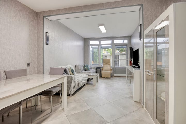 Foto 12 van Rode Kruislaan 5