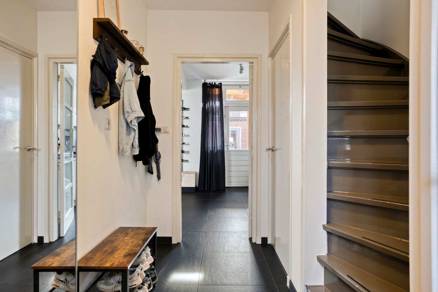 Foto 5 van Helfrichstraat 3