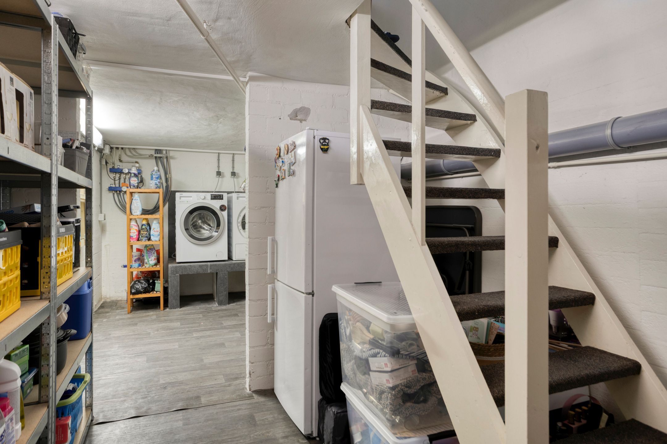 Foto 15 van Helfrichstraat 3