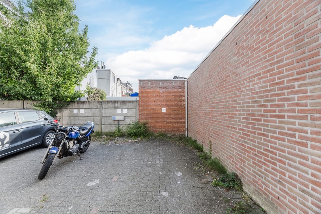 Photo 26 of Nieuwe Haagdijk 67-A