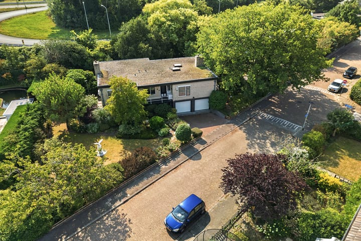 Foto 38 van Salomon Huygenslaan 5