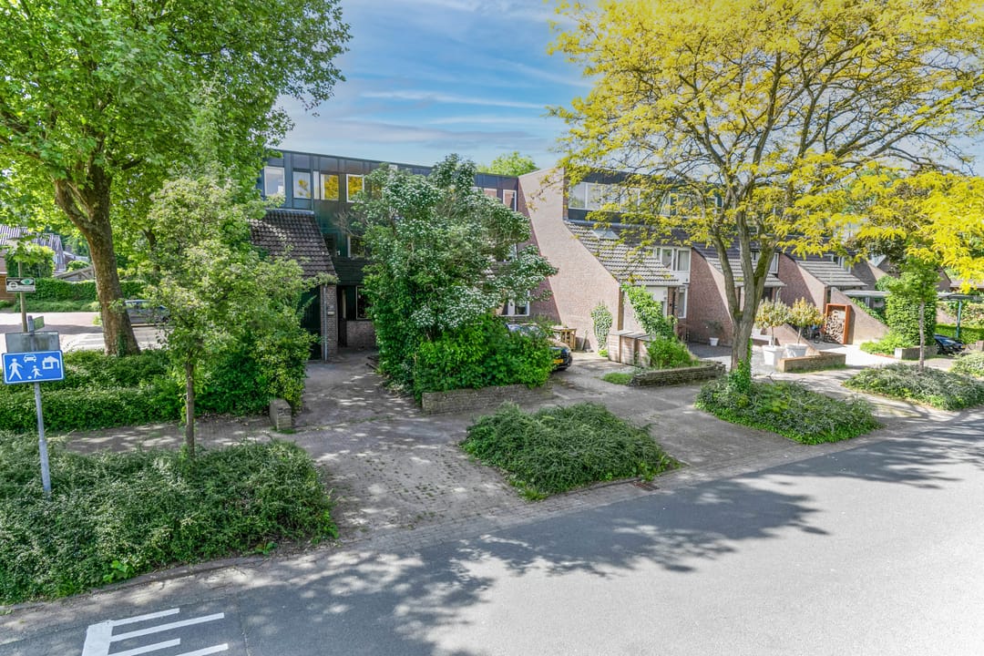 Foto 1 van van Dedemlaan 43