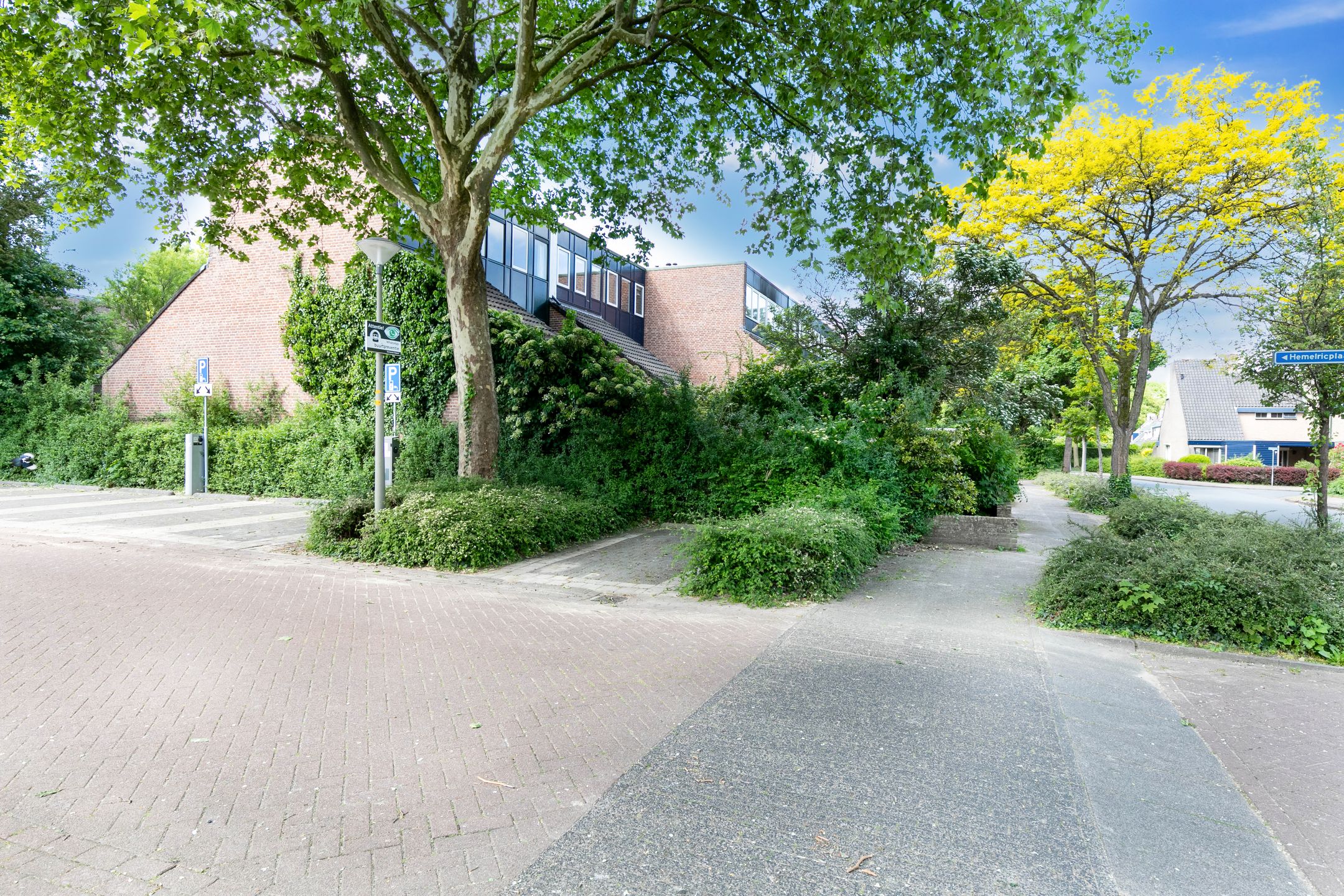 Foto 45 van van Dedemlaan 43