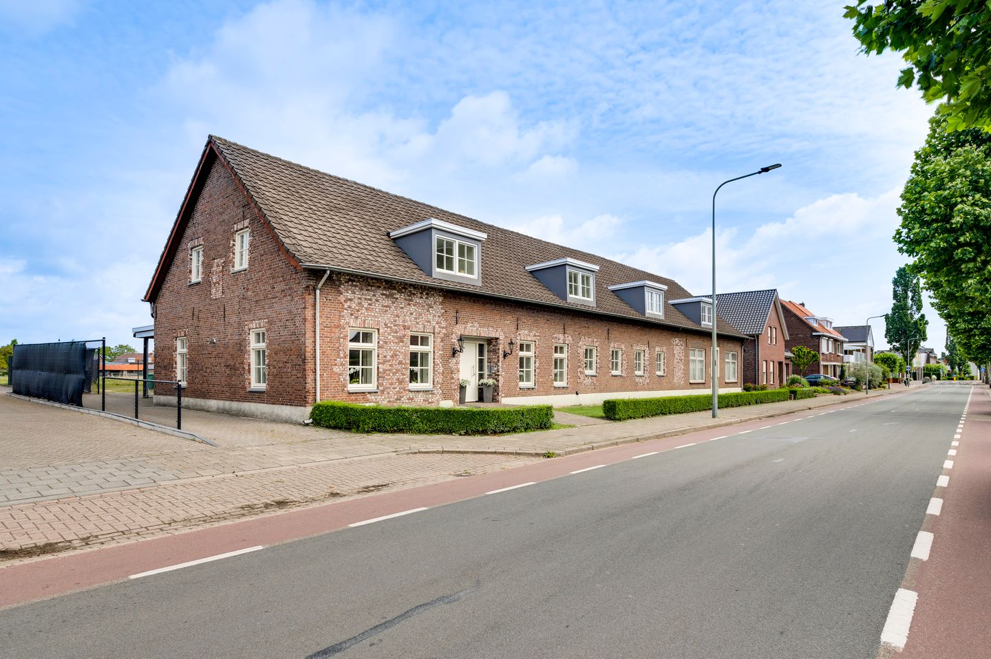 View photo 5 of Onze Lieve Vrouwestraat 37-39