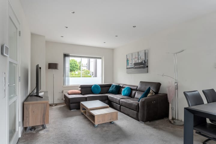 Foto 15 van Madoerastraat 123