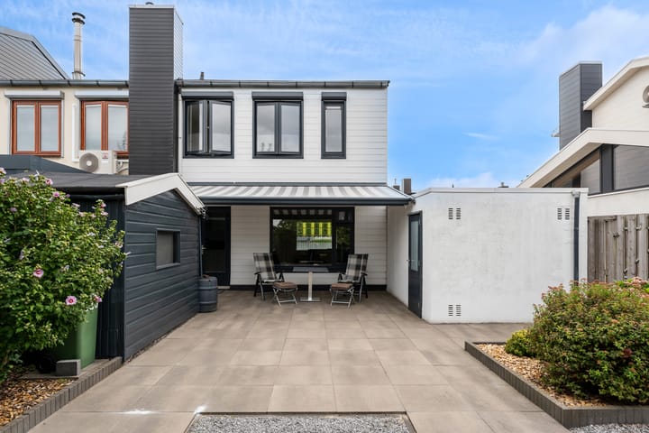 Foto 32 van Madoerastraat 123