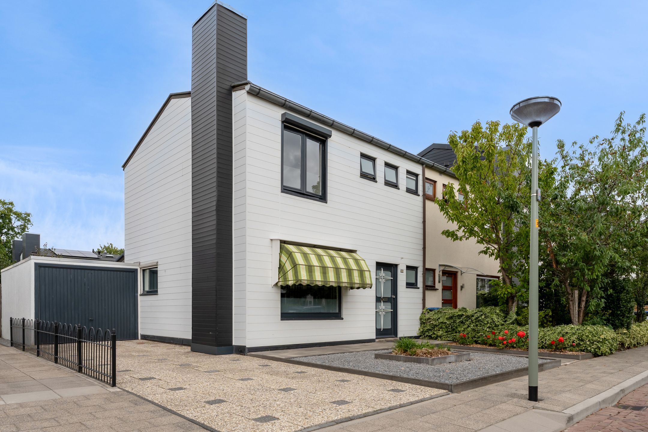 Photo 45 of Madoerastraat 123