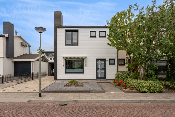 Foto 46 van Madoerastraat 123