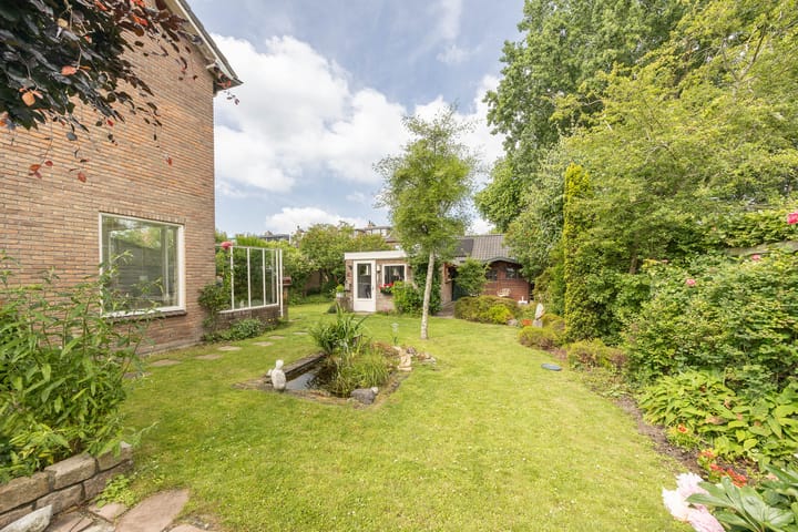 Foto 28 van Hazelaarstraat 15