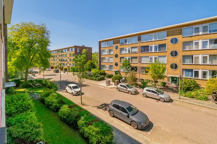 Photo 33 of Jan Prinsstraat 76