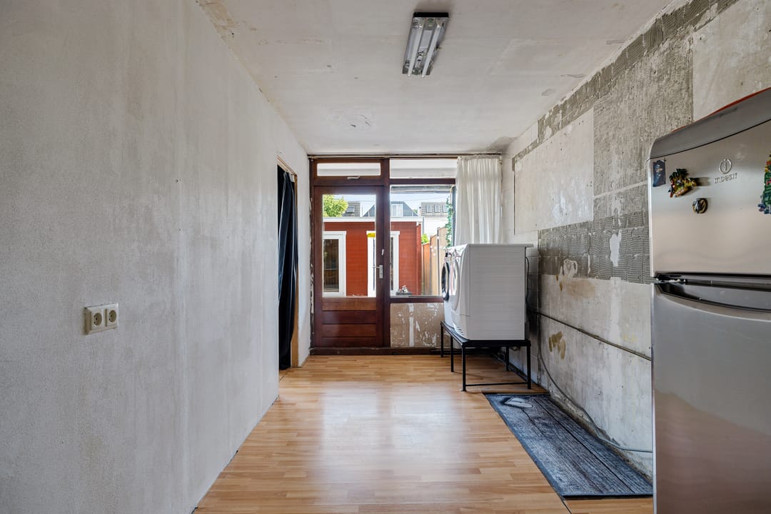 Photo 11 of Varenstraat 45