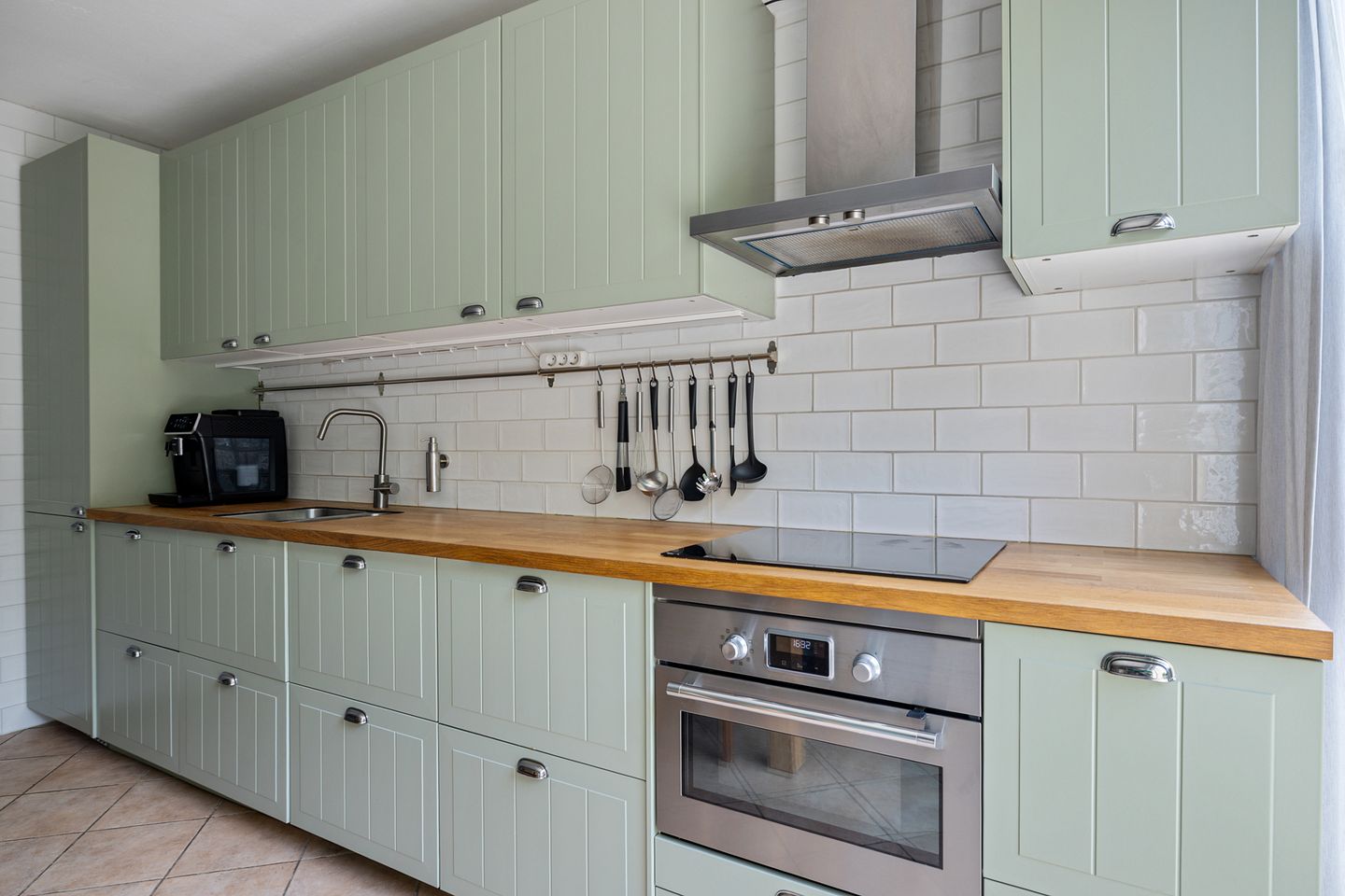 Photo 20 of Varenstraat 45