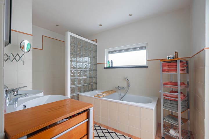 Foto 10 van Langhaagweg 49