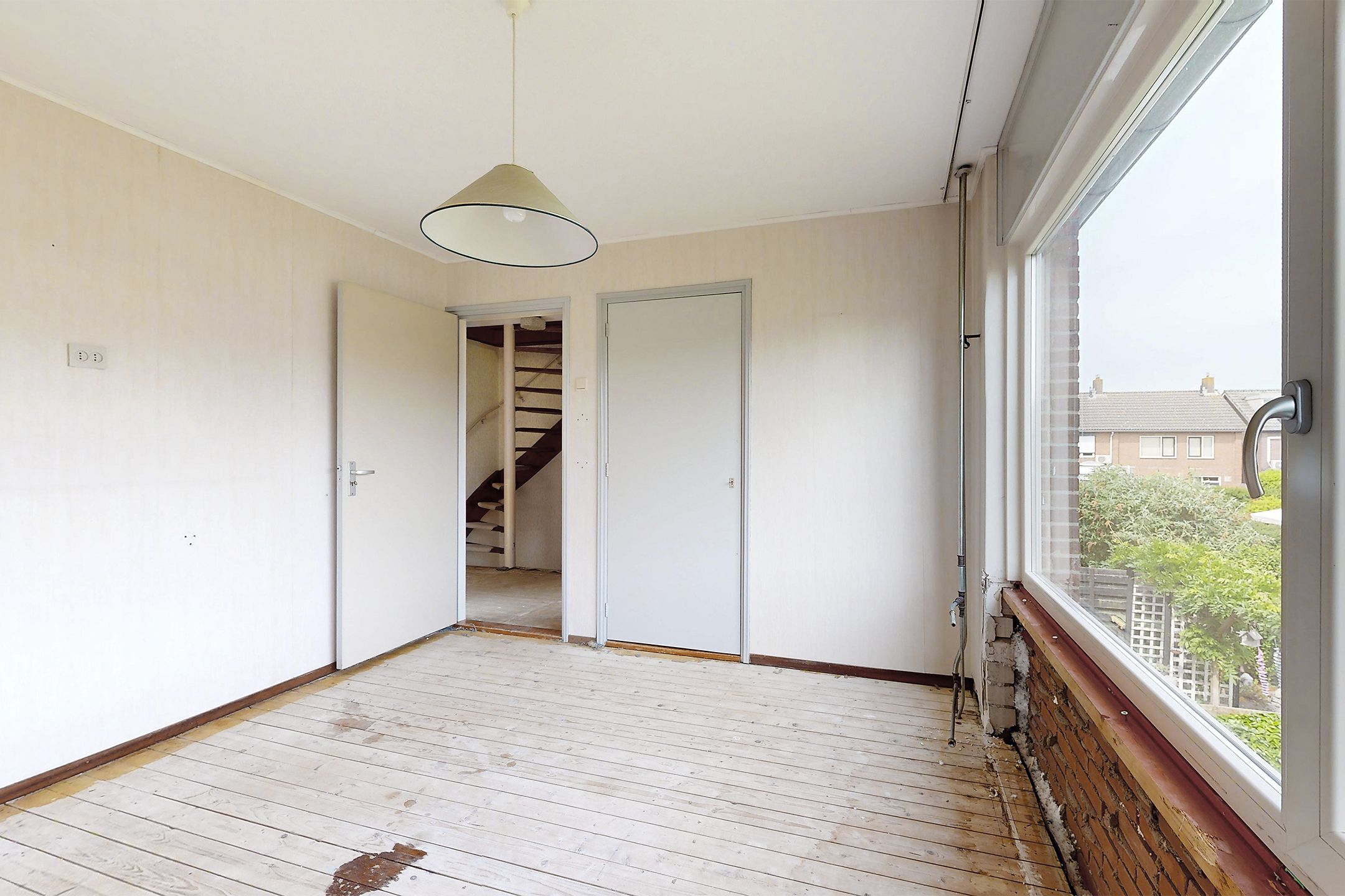 Photo 27 of Koningin Emmastraat 14