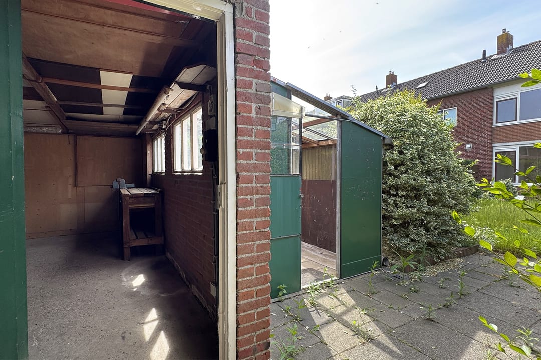 Photo 41 of Koningin Emmastraat 14