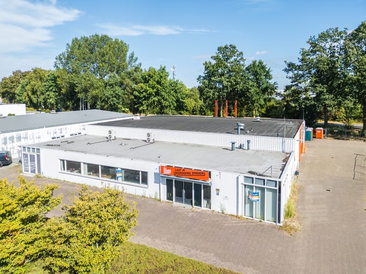 Kapitein Hatterasstraat 15, Tilburg