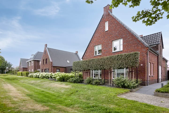 Foto 1 van Karel Doormanstraat 26