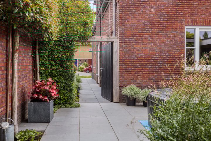 Foto 64 van Karel Doormanstraat 26