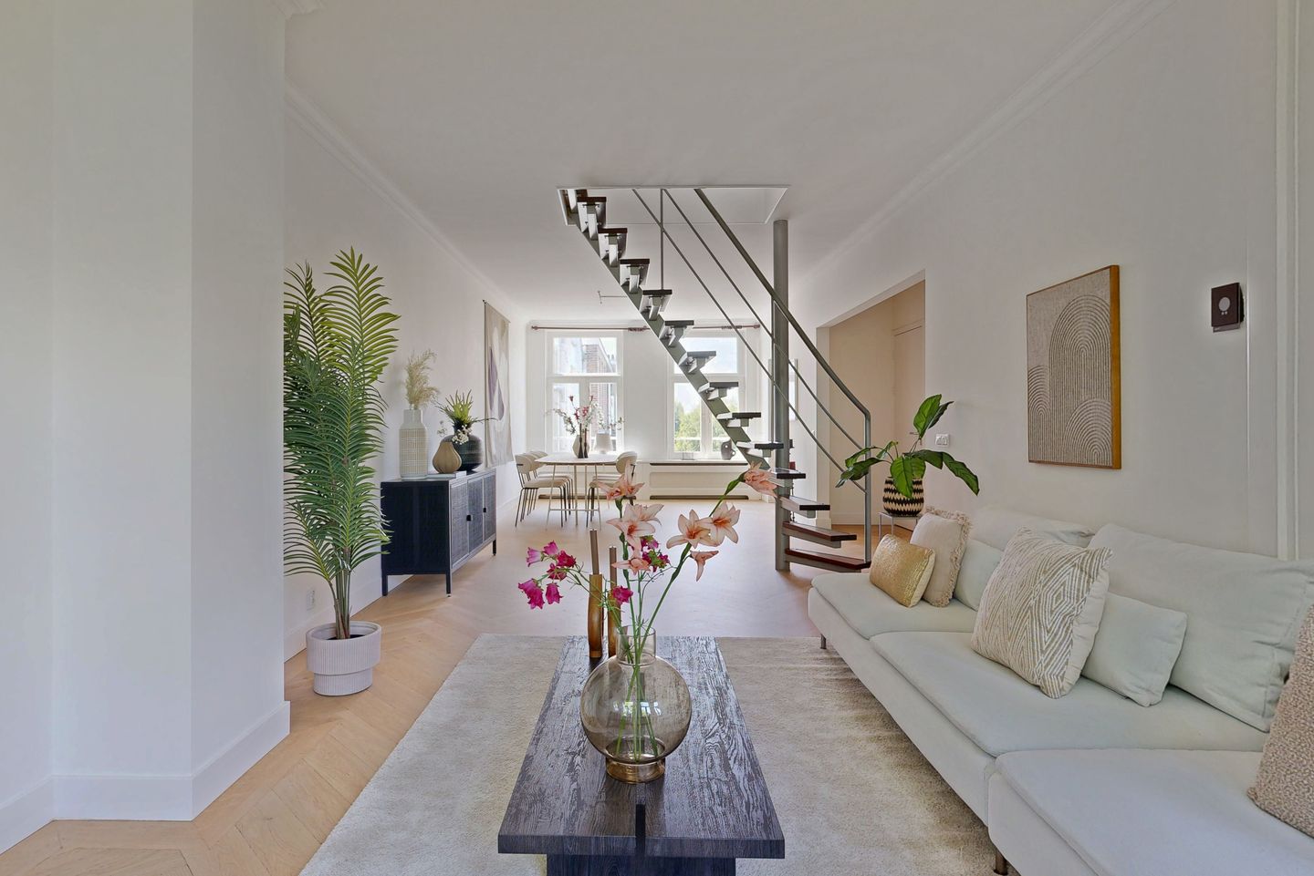 Photo 5 of Jacob Obrechtstraat 16-B