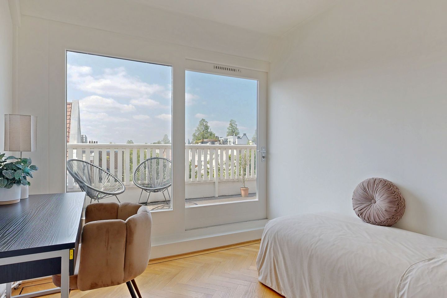 Photo 25 of Jacob Obrechtstraat 16-B